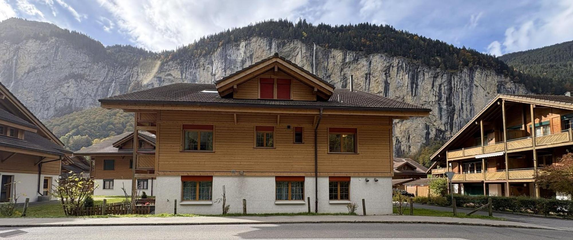 Family Frame Lauterbrunnen